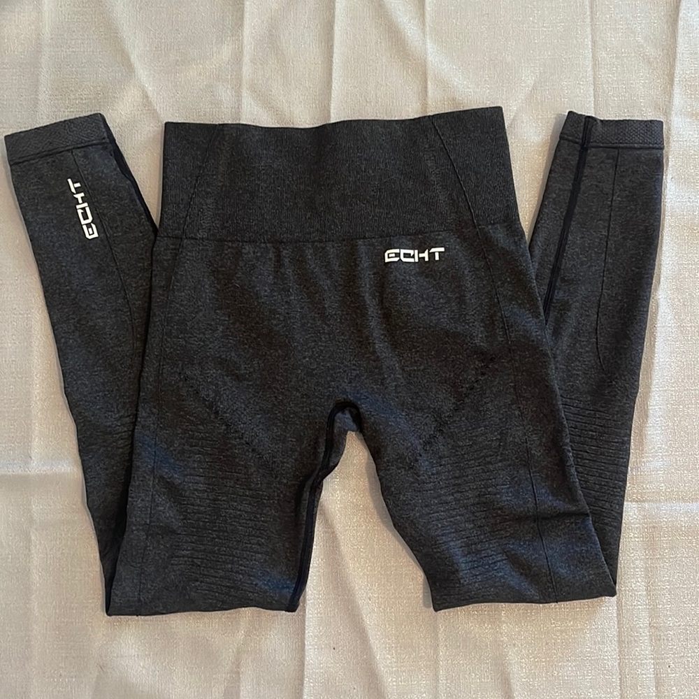 ECHT Gray Seamless Form Fitting Leggings Size XS